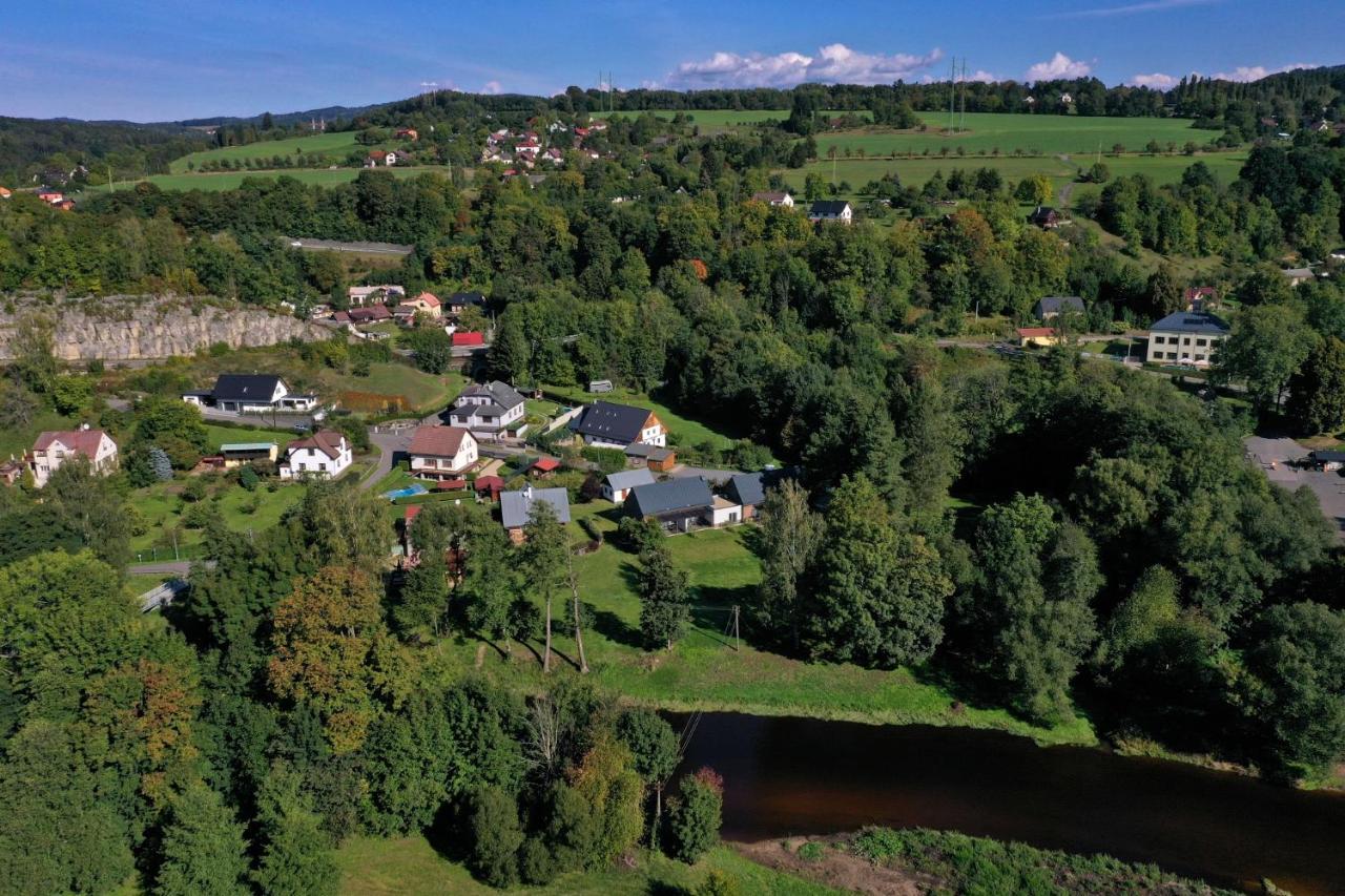Apartmany U Jizery Турнов Екстер'єр фото